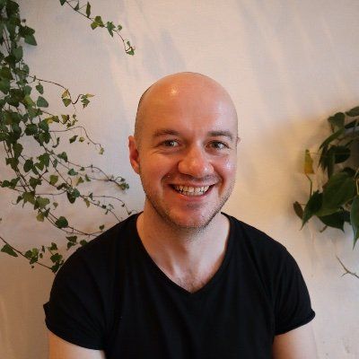 Pete Codes - Social media ghost writer, SEO expert and newsletter writer